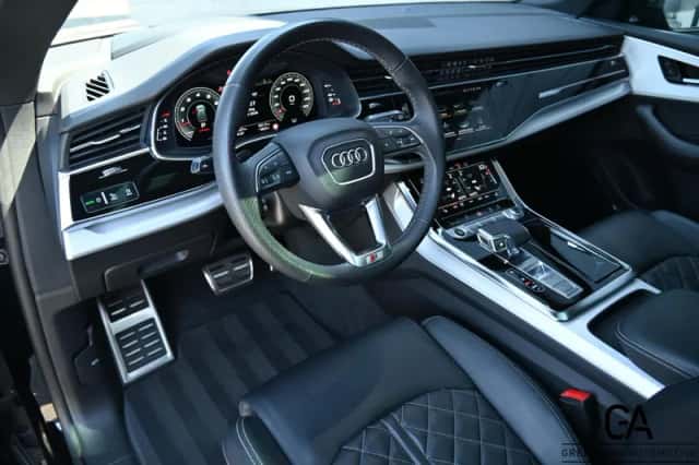 Audi Q8 (2021) thumbnail 6