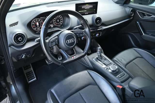 Audi Q2 (2017) thumbnail 3