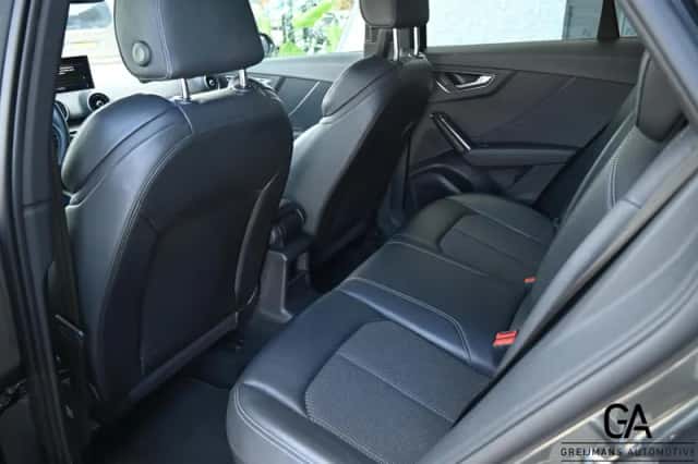 Audi Q2 (2017) thumbnail 5