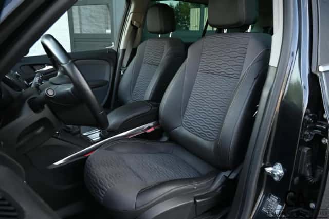 Opel Zafira (2012) thumbnail 5
