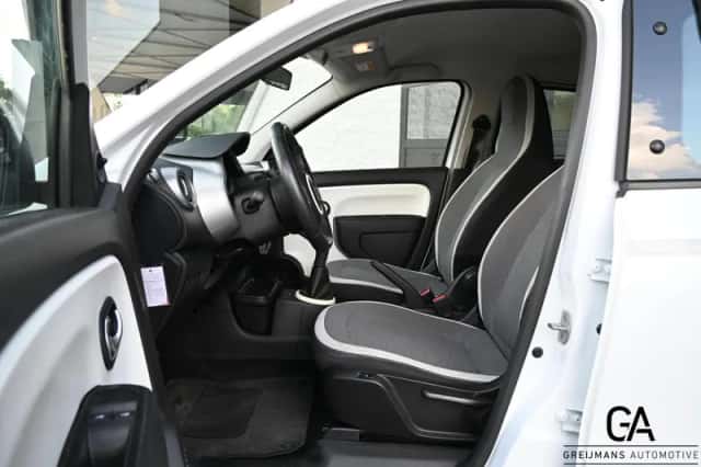 Renault Twingo (2019) thumbnail 3