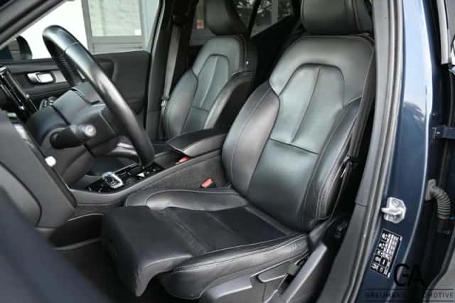 Volvo XC40 (2020) thumbnail 5