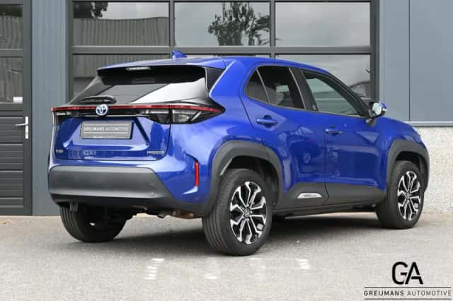 Toyota Yaris Cross (2022) thumbnail 2