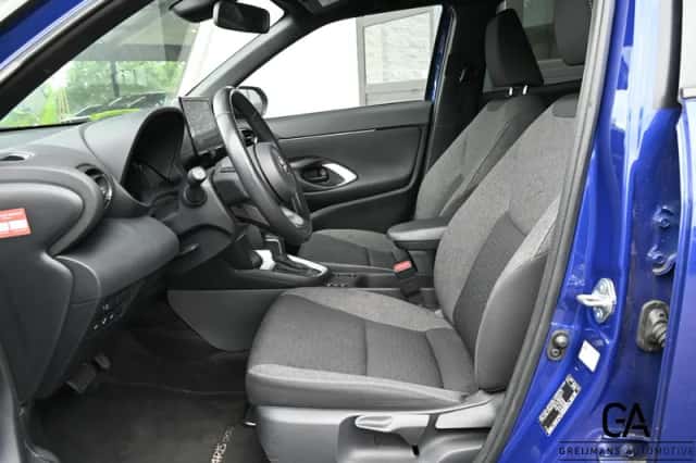 Toyota Yaris Cross (2022) thumbnail 5