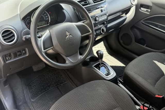 Mitsubishi Space Star (2016) thumbnail 4