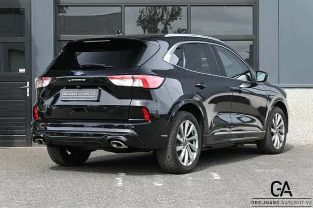 Ford Kuga (2022) thumbnail 2