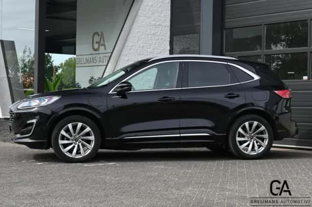 Ford Kuga (2022) thumbnail 4