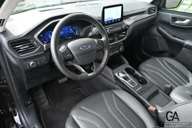 Ford Kuga (2022) thumbnail 6