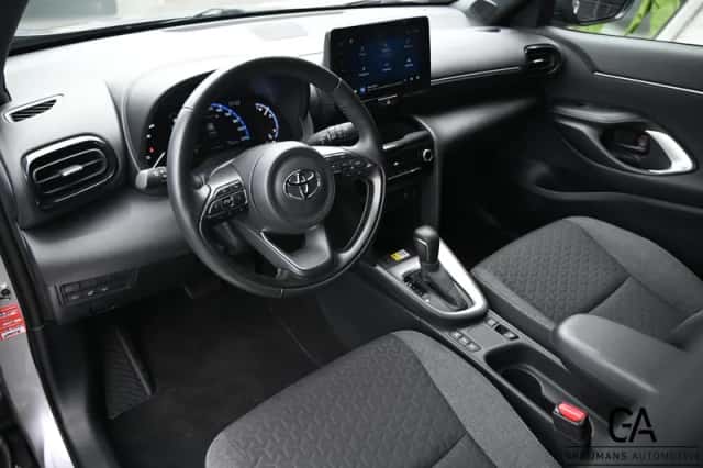 Toyota Yaris Cross (2022) thumbnail 6