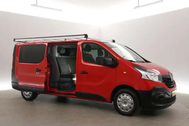 Renault Trafic (2019) thumbnail 6
