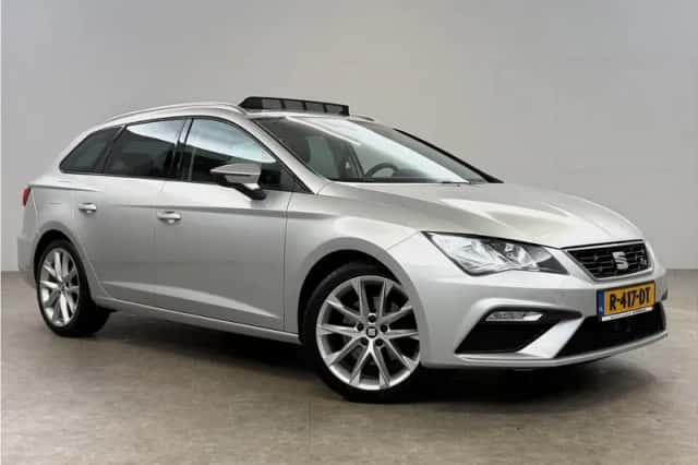 SEAT Leon (2017) thumbnail 6