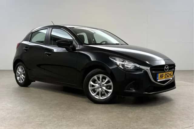 Mazda 2 (2015) thumbnail 6