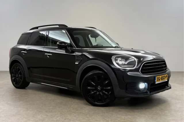 MINI Countryman (2019) thumbnail 6