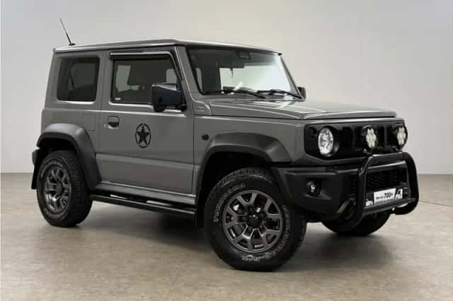 Suzuki Jimny (2018) thumbnail 6