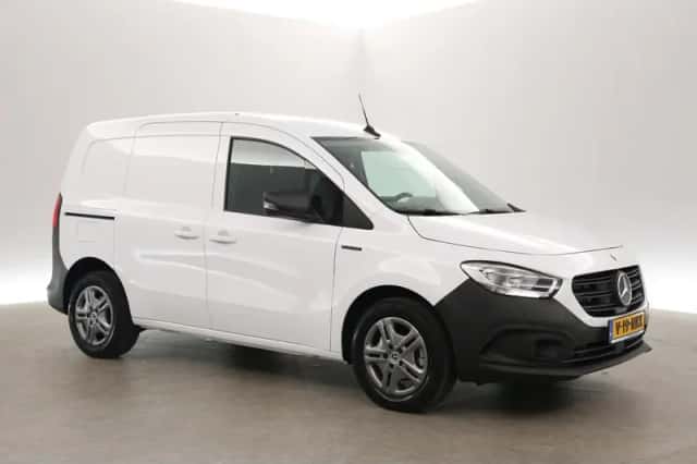 Mercedes-Benz eCitan (2023) thumbnail 6
