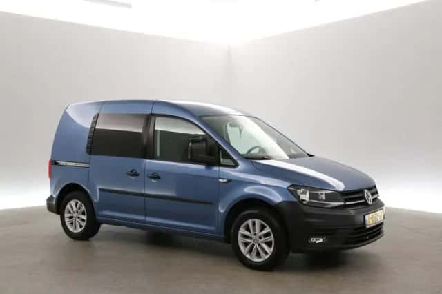 Volkswagen Caddy (2017) thumbnail 6