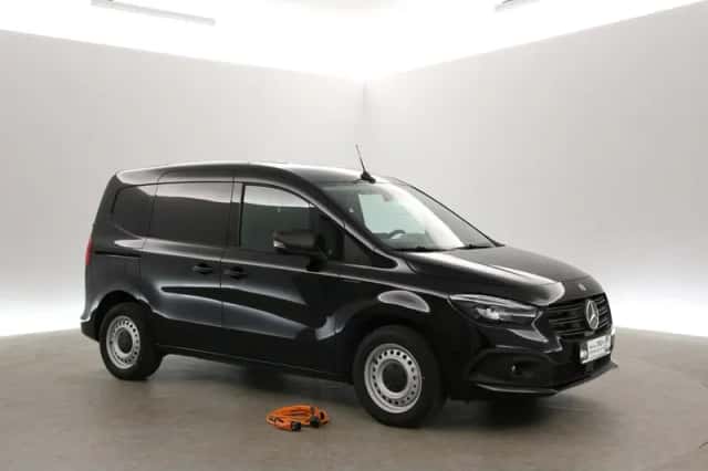 Mercedes-Benz eCitan (2025) thumbnail 6