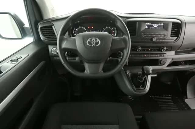 Toyota ProAce (2020) thumbnail 2