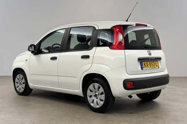 Fiat Panda (2016) thumbnail 3