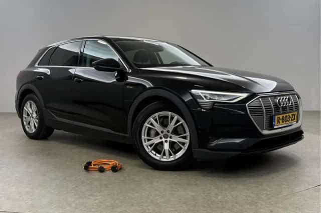Audi e-tron (2022) thumbnail 6