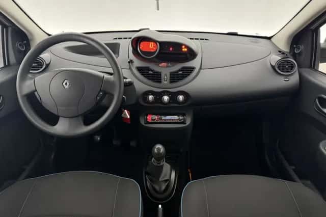 Renault Twingo (2013) thumbnail 2