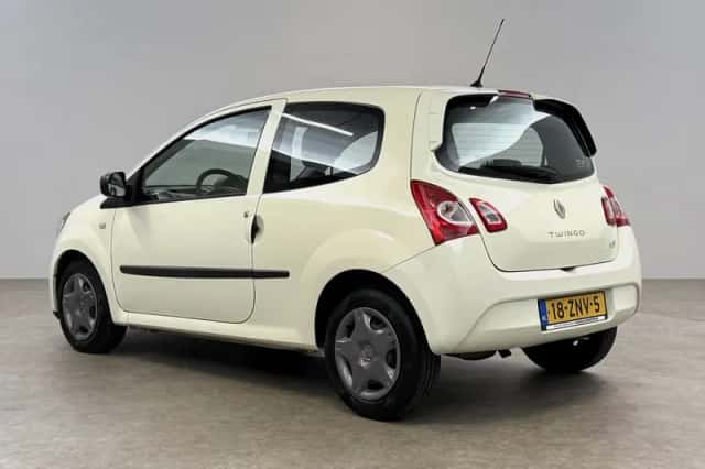 Renault Twingo (2013) thumbnail 3