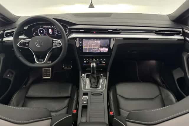 Volkswagen Arteon (2022) thumbnail 2