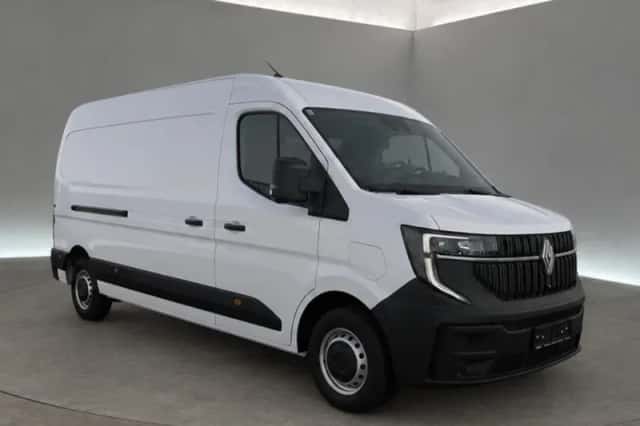 Renault E-Master (2025) thumbnail 3
