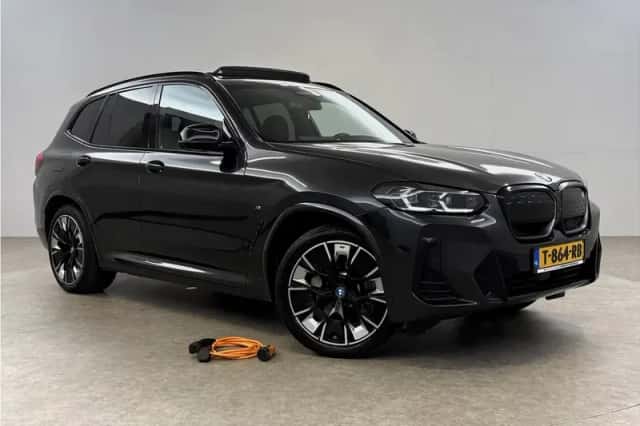 BMW iX3 (2023) thumbnail 6