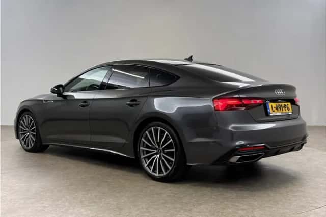 Audi A5 (2021) thumbnail 3