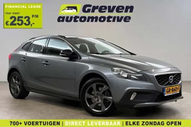 Volvo V40 (2015) thumbnail 1
