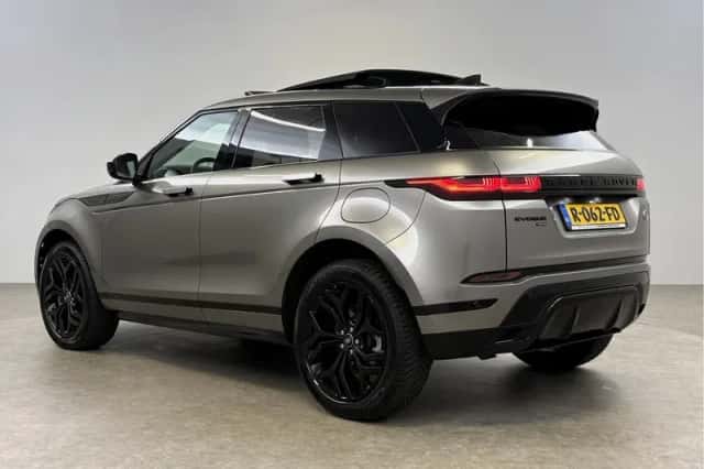 Land Rover Range Rover Evoque (2022) thumbnail 3