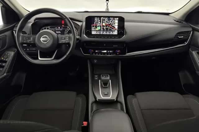 Nissan Qashqai (2022) thumbnail 2