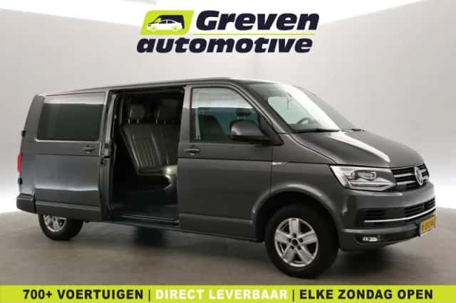 Volkswagen Transporter (2018) thumbnail 1