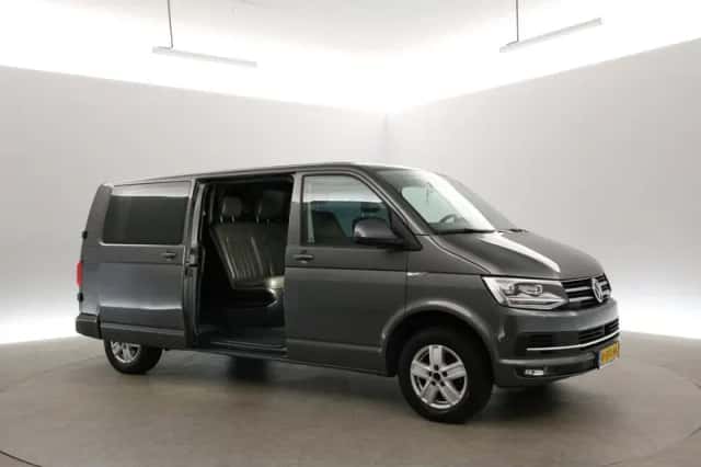 Volkswagen Transporter (2018) thumbnail 6