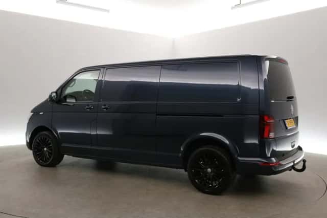 Volkswagen Transporter (2021) thumbnail 6