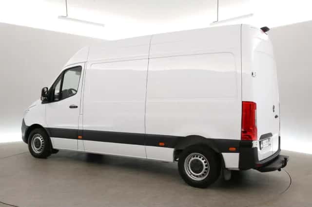 Mercedes-Benz Sprinter (2021) thumbnail 4