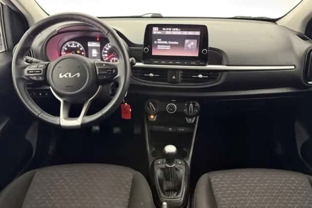 Kia Picanto (2023) thumbnail 2
