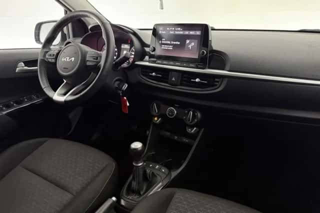 Kia Picanto (2023) thumbnail 4