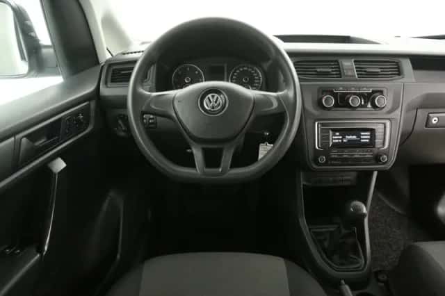 Volkswagen Caddy (2018) thumbnail 2