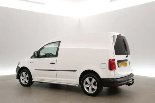 Volkswagen Caddy (2018) thumbnail 4
