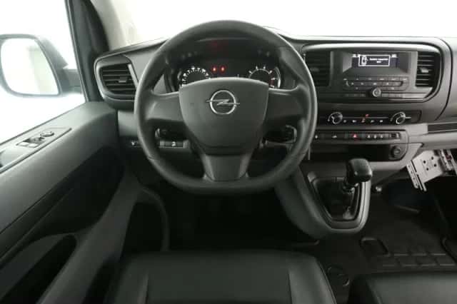 Opel Vivaro (2021) thumbnail 2