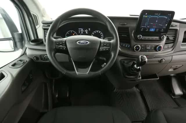 Ford Transit (2020) thumbnail 2