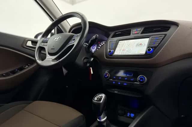 Hyundai i20 (2017) thumbnail 4