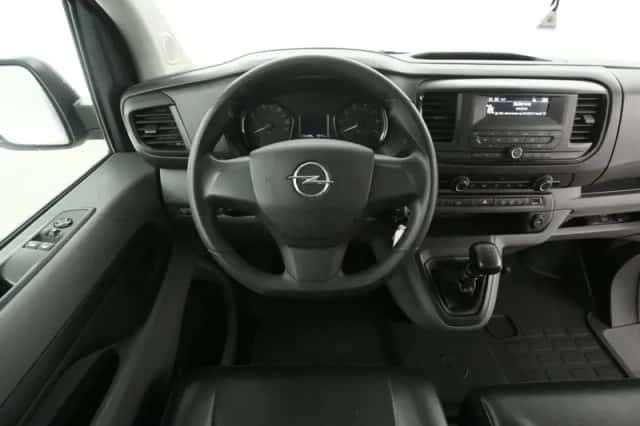 Opel Vivaro (2021) thumbnail 2