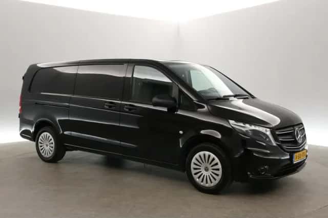 Mercedes-Benz Vito (2023) thumbnail 6