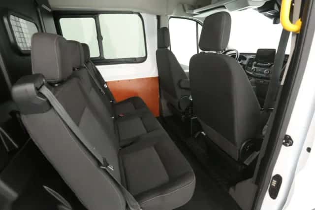 Ford Transit (2022) thumbnail 3