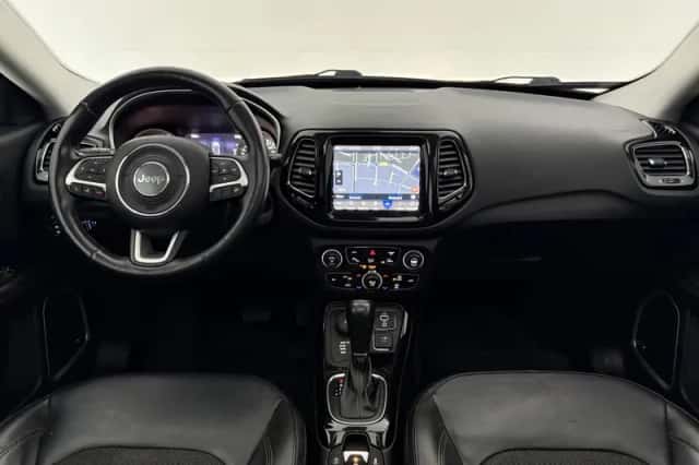 Jeep Compass (2019) thumbnail 2