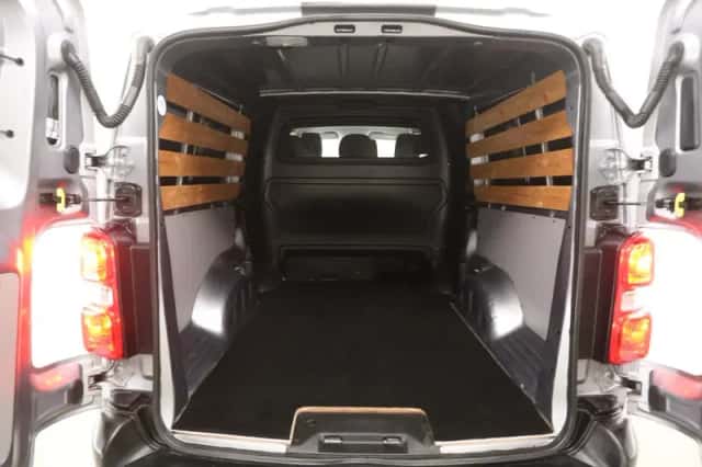 Opel Vivaro (2021) thumbnail 4