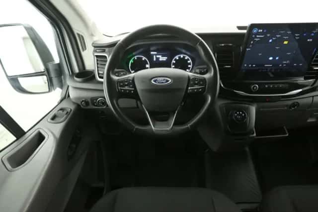 Ford E-Transit (2023) thumbnail 2